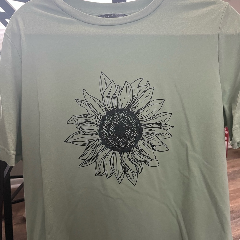 Light green Shein Short sleeve soft tee